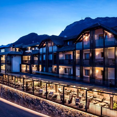 Hotel Christof Appiano Sulla Strada Del Vino Exterior photo
